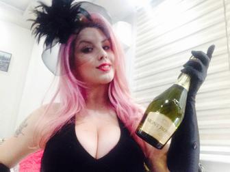 LolaDeVille24