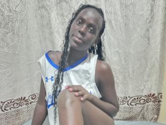EBONYTASSHA