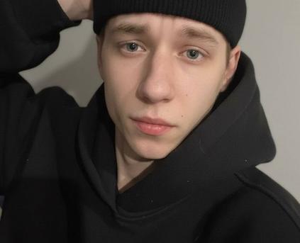 Guy Alone (Gay) - gornits