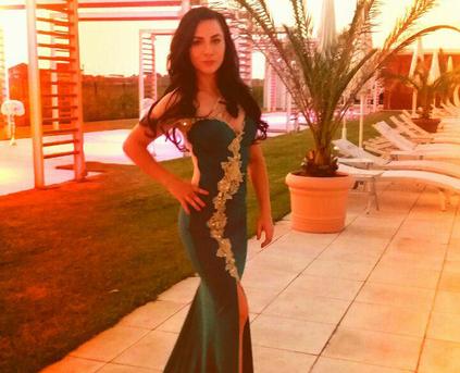 Girl Alone - SexySugarFlaMe