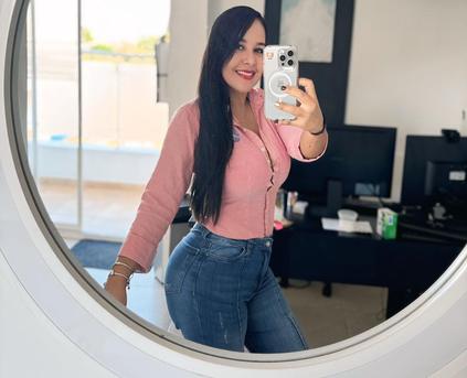 Friends & Romance - LeelaStevenss