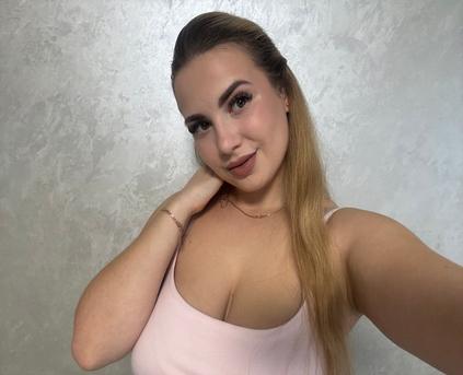 Friends & Romance - MissAlissa1