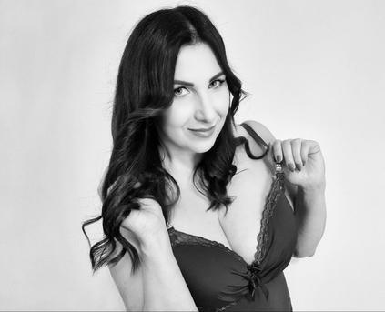 Shy Girl Alone - SandraSmile402