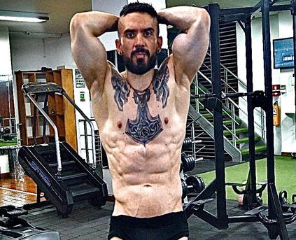 Guy Alone (Gay) - XXXFitnessBoyXXX