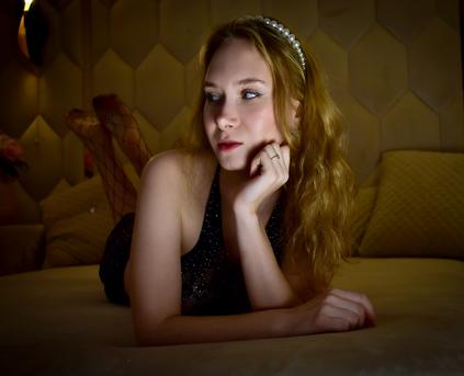 Girl Alone - LinaVolberg098