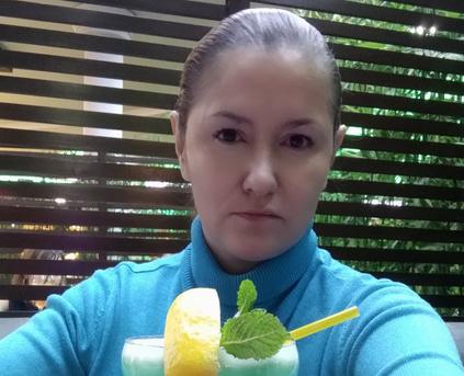 Girl Alone - EmiliaFerroNetwork