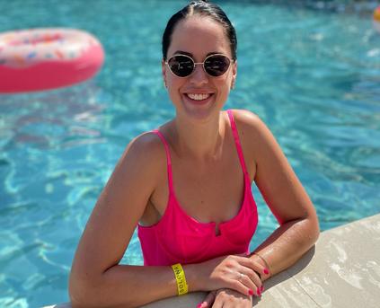 Friends & Romance - BestVipGirl