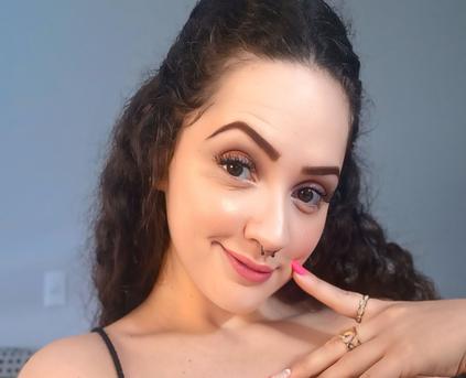 Girl Alone - CharlotteAdam