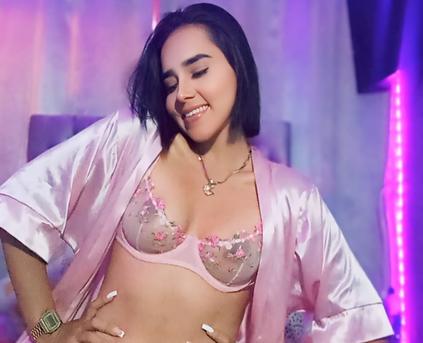 Girl Alone - Evelyn_Dupont