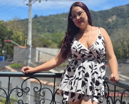 Girl Alone - ScarlettBoobsS980