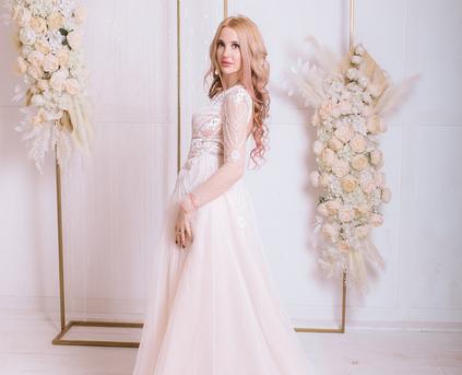 Girl Alone - Meriem18