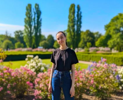 Friends & Romance - Sofia_Rose