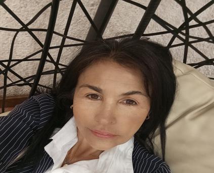 Friends & Romance - AngelAlegria