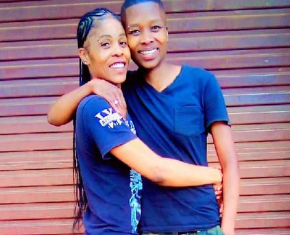 Girl on Girl - SexyBoobAE