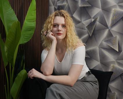 Shy Girl Alone - MylaBetts