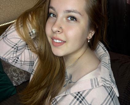 Shy Girl Alone - SweetXhoneyX