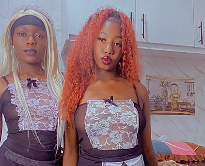 Girl on Girl - PixxiehottieMost