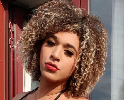 Trans - Lorenahotting