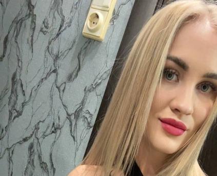 Girl Alone - DreamGirl777