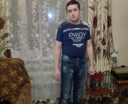 Guy Alone (Gay) - PaulUniverse