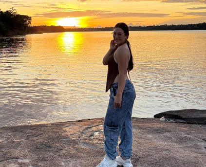 Girl Alone - ZoeClarkx