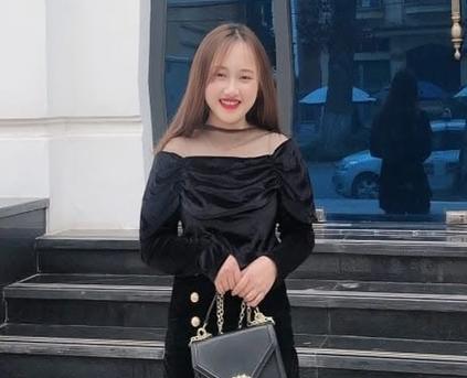 Girl Alone - Amylindaaa