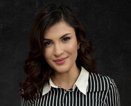 Girl Alone - Sophie_Nova