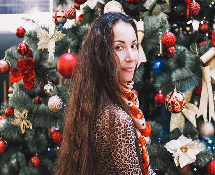 Girl Alone - Mayolly