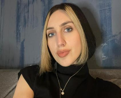 Girl Alone - TheaSummer