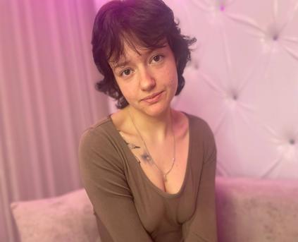 Shy Girl Alone - Svena_Kopni